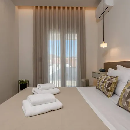 Earth Boutique Apartment *