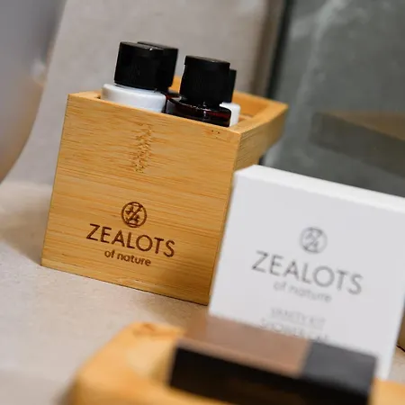 Earth Boutique アパート タソス